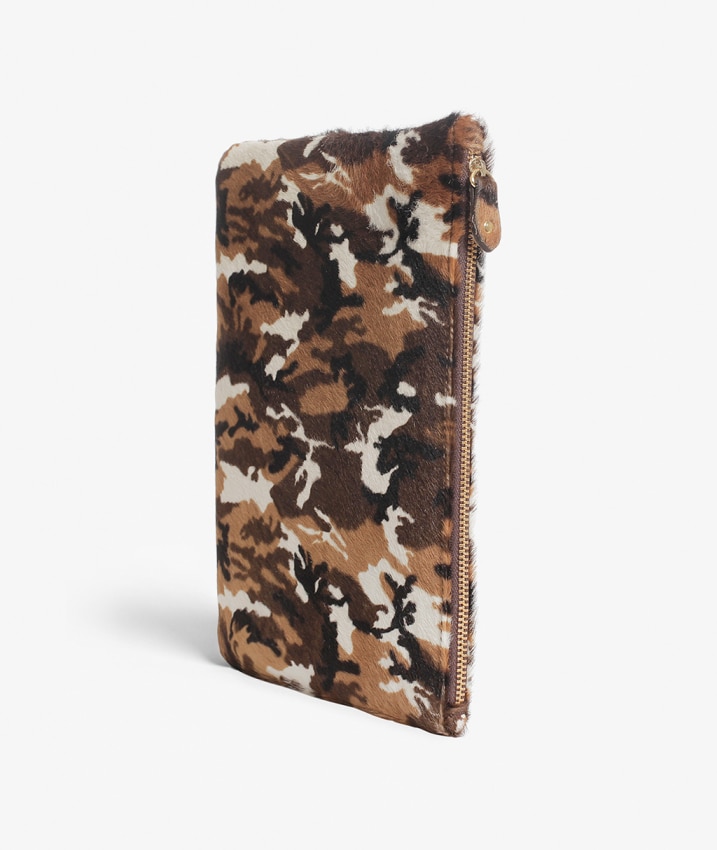 Medium Clutch Pony Military White