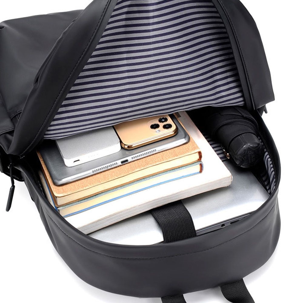 Mochila resistente al agua para laptop de hasta 14 pulgadas, negro