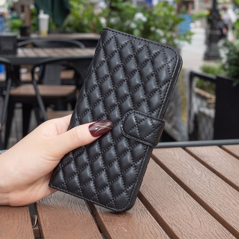 Funda acolchada con solapa iPhone 15, negro