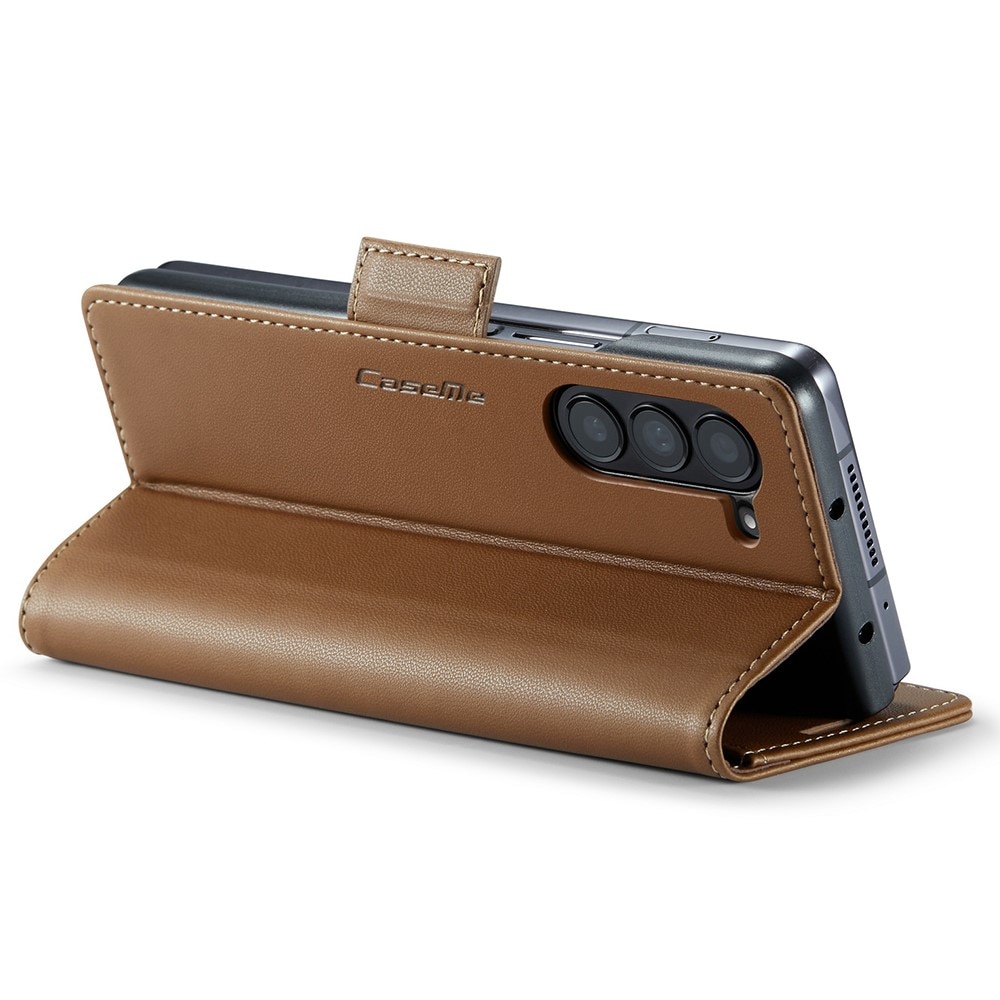 Funda delgada con solapa anti-RFID Samsung Galaxy Z Fold 5 marrón