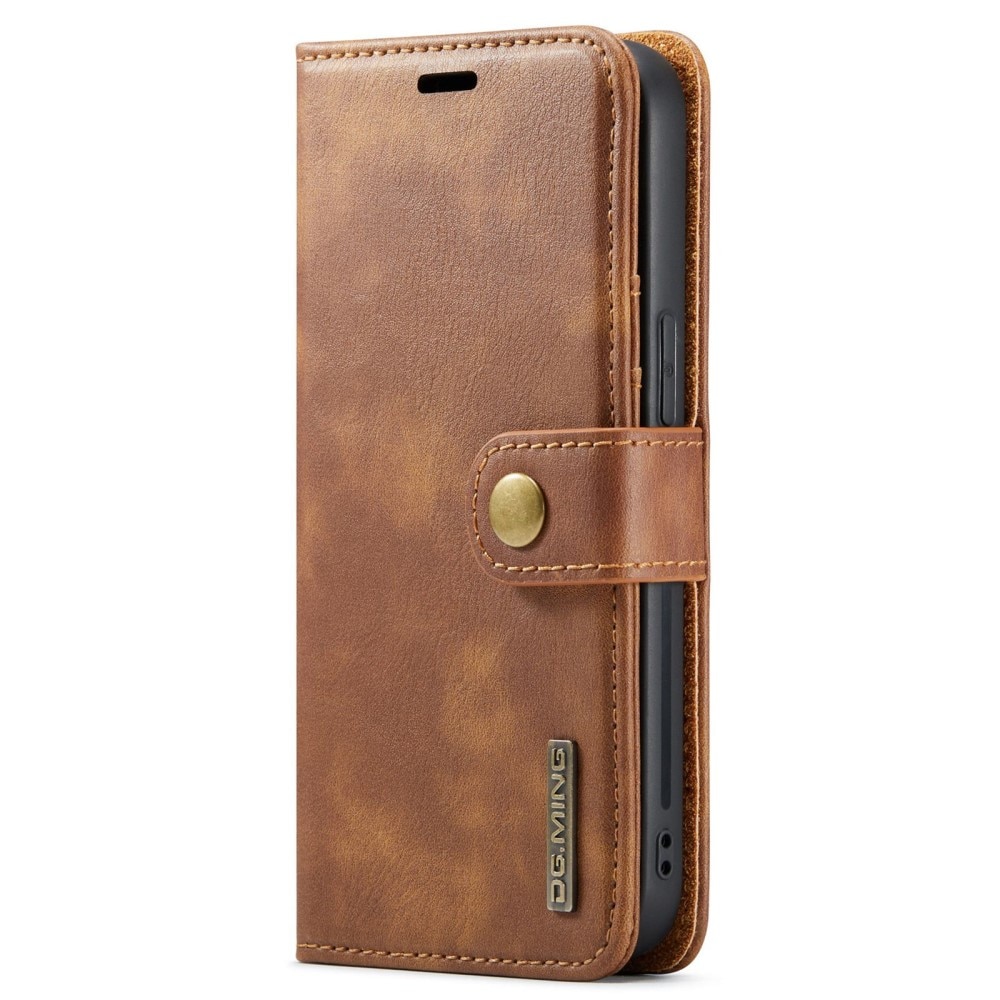 Cartera Magnet Wallet iPhone 15 Plus Cognac
