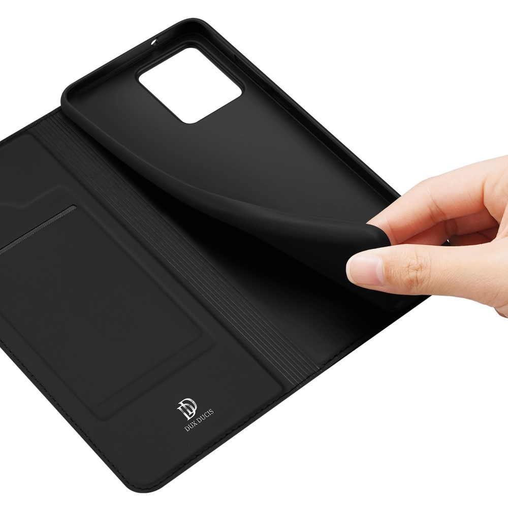 Skin Pro Series Motorola Moto G84 Negro