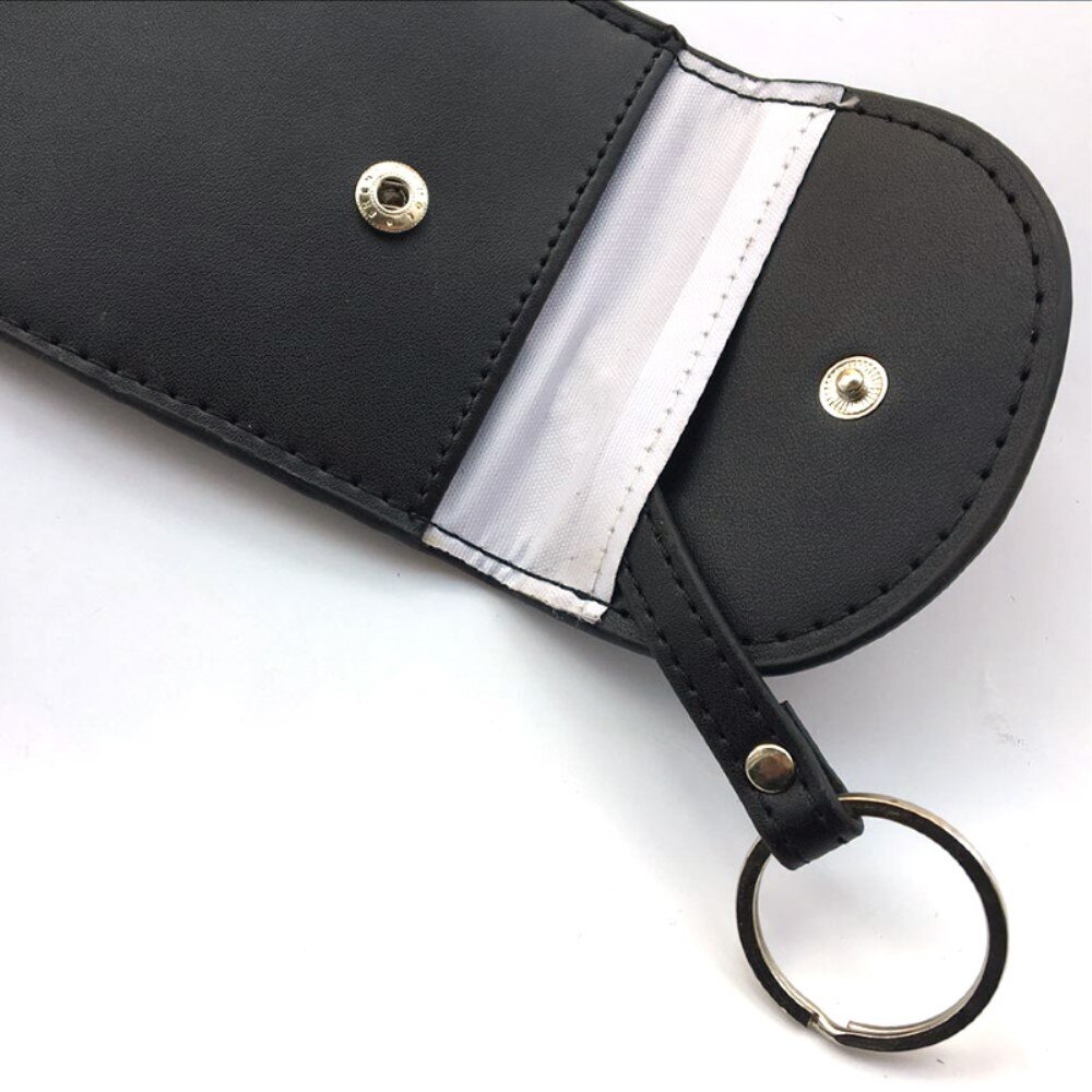 Funda para llaves de coche en cuero con protección RFID, negro