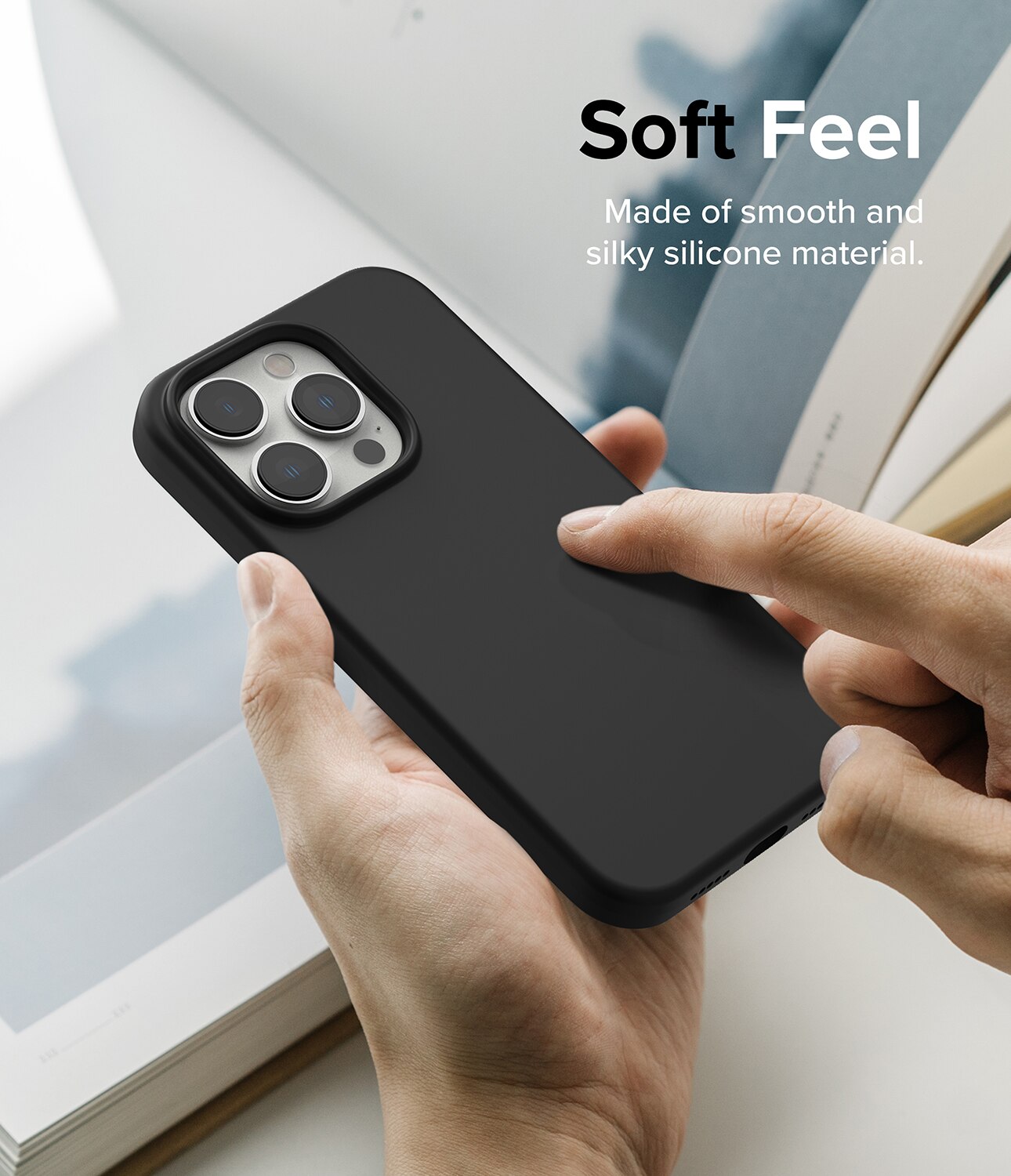 Funda Silicone iPhone 14 Pro Black