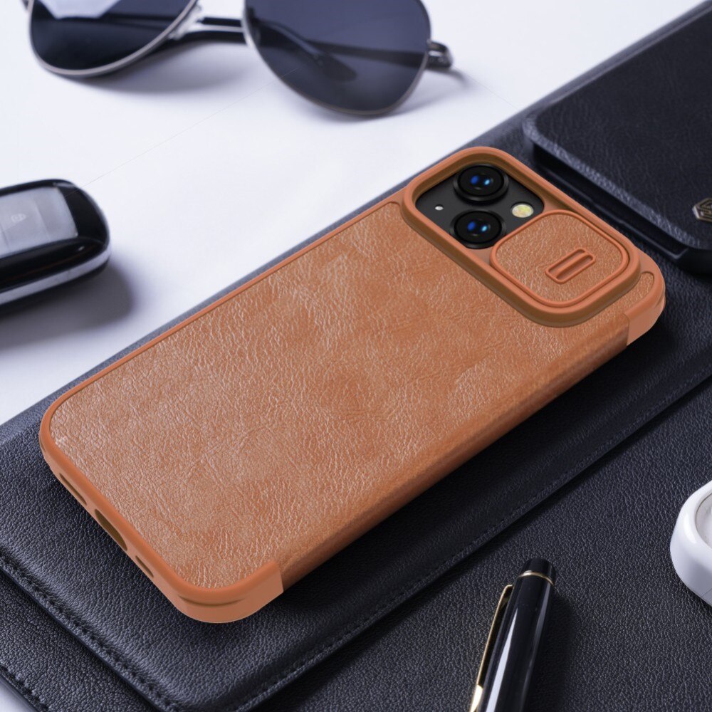 Funda Qin Pro CamShield iPhone 14 Brown