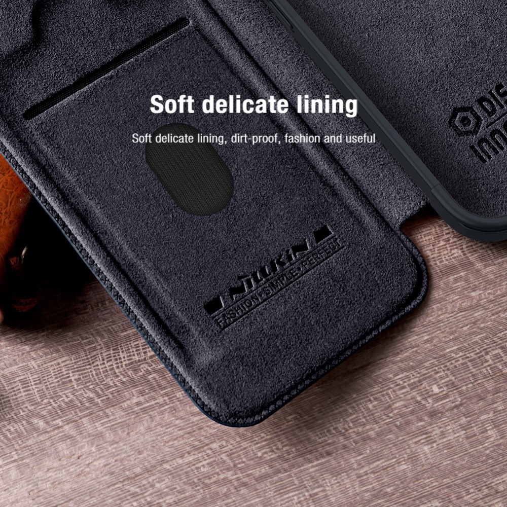 Funda Qin Pro CamShield iPhone 15 Pro Black