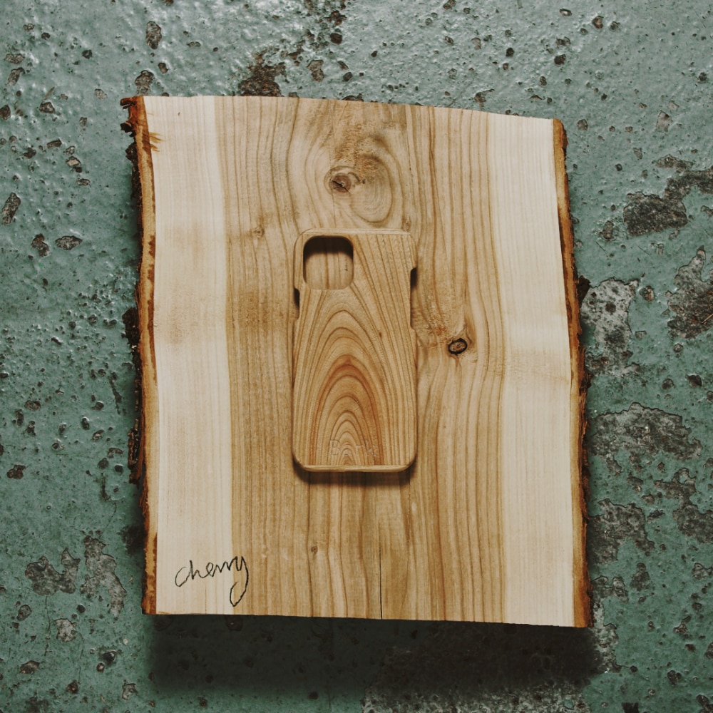 iPhone 8 funda de madera de hoja caduca sueca - Körsbär