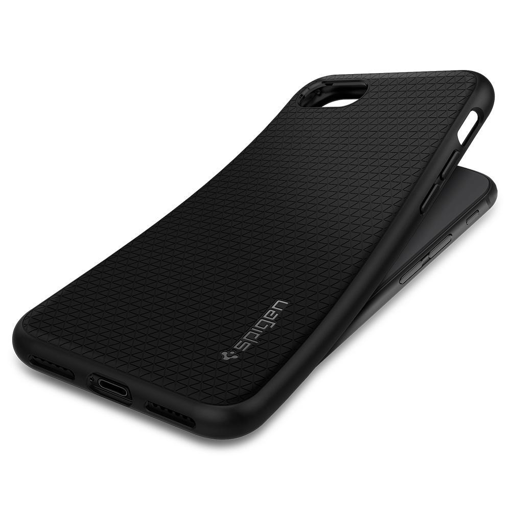 Funda Liquid Air Armor iPhone SE (2020) Black