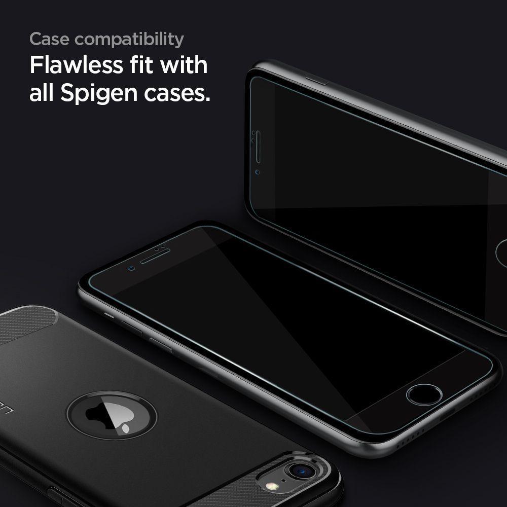 Screen Protector GLAS.tR SLIM HD iPhone SE (2020) negro